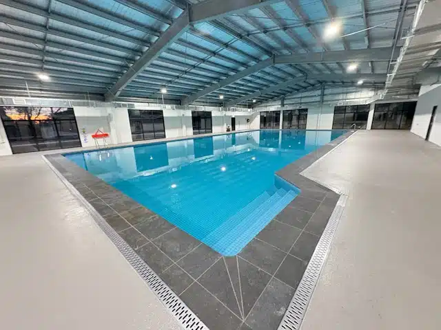 pool-cleaning-townsville pool view