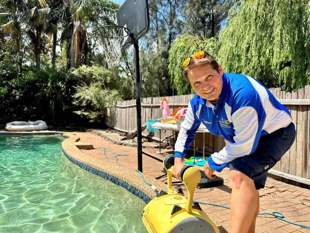 Pool Cleaning Ashfield