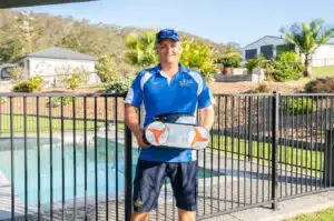 pool cleaning beenleigh