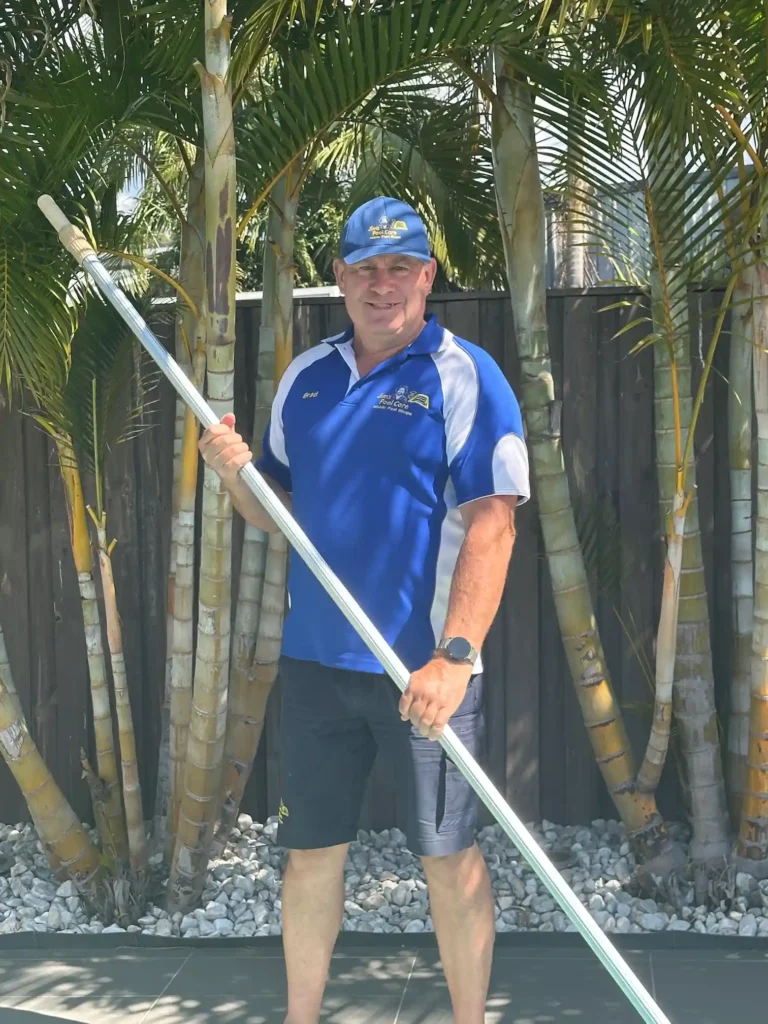 Pool Cleaning Paradise Point2