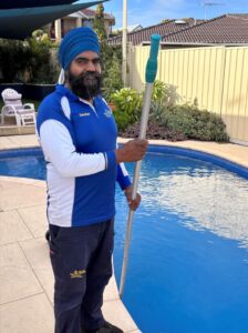 pool cleaning city beach