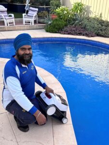 pool cleaning city beach