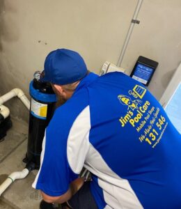 Pool Cleaning Erina