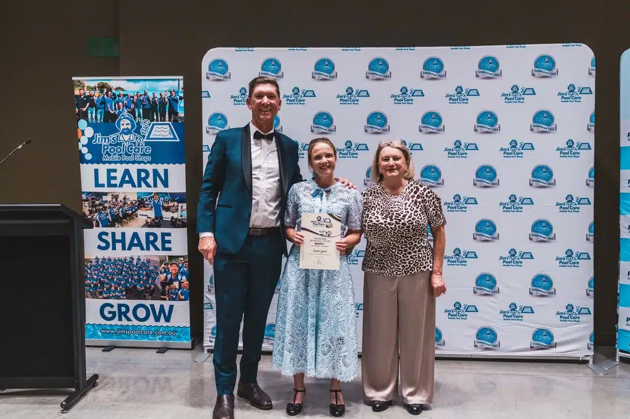 Sarah Lynch receiving her Jim's Pool Care Franchisee Divisional Award at the 2025 awards night