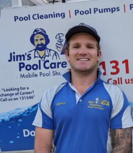 pool cleaning toronto 1